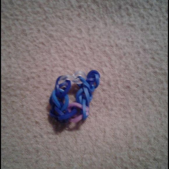 Ring - Picture 2 of 3